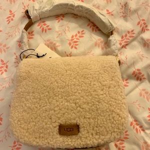 Ugg saddle bag with sheepskin